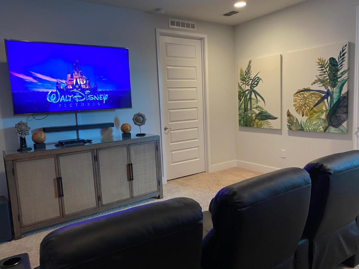 Luxurious Modern Near With Theater, Pool And In Encore At Reunion Orlando
