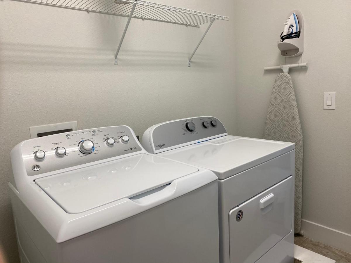 Holiday home Luxurious Modern Near With Theater, Pool And In Encore At Reunion Orlando