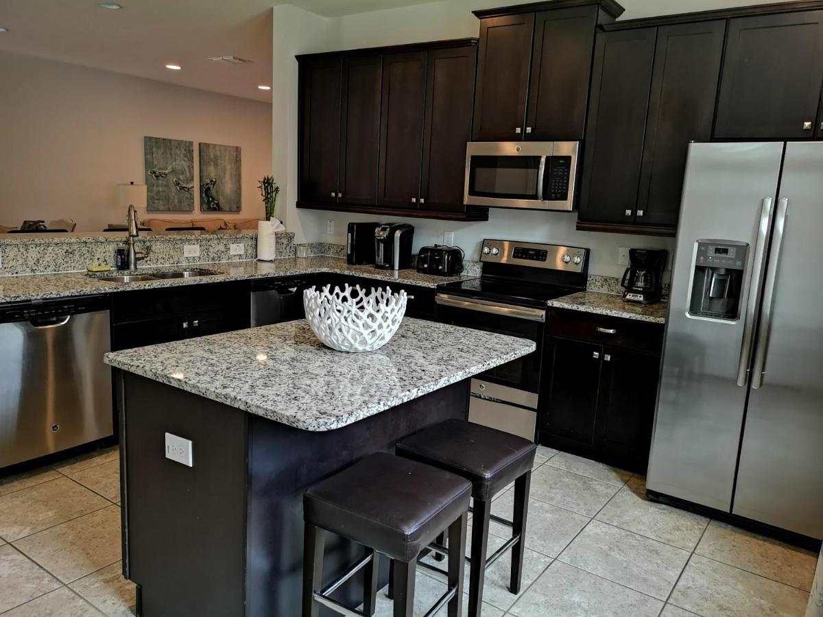 Luxurious Modern Near With Theater, Pool And In Encore At Reunion